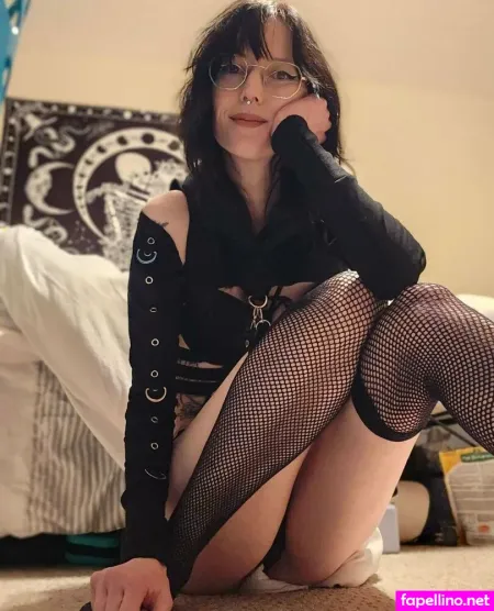 Violavixene OnlyFans Thumbnail #O6jDPJRzCW