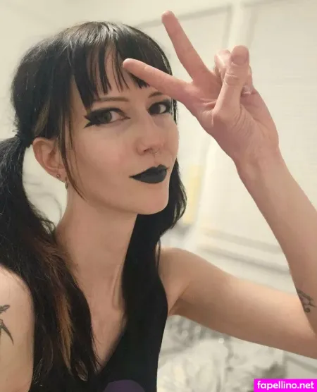 Violavixene OnlyFans Thumbnail #QjbKOCbntn