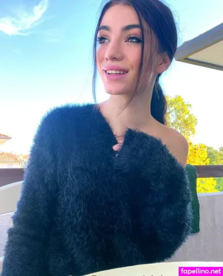 Violazakaria99 OnlyFans Thumbnail #TefbUv7N6Q