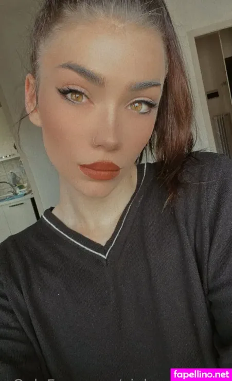 Violazakaria99 Main Profile Photo