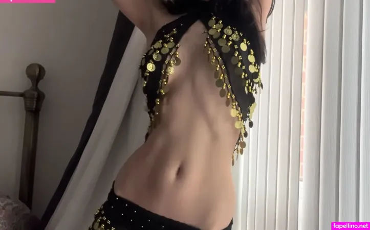 Violet Asmr Main Profile Photo