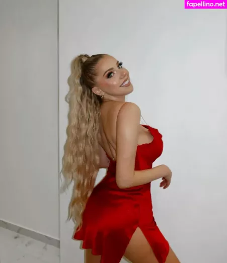 Violet Benson OnlyFans Thumbnail #UuuOk6hQQY