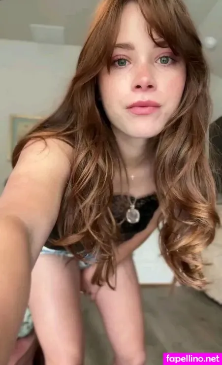 Violet Brinson OnlyFans Thumbnail #AgOBUcP4iU