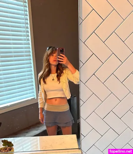 Violet Brinson OnlyFans Thumbnail #jmGAHfYcLj