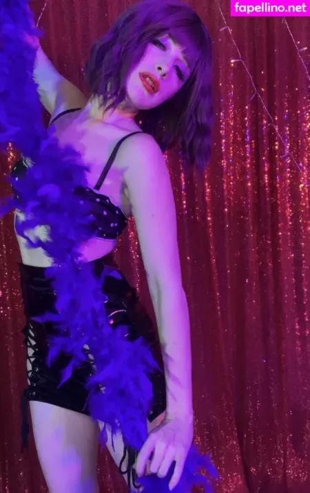 Violet De Beauvoir OnlyFans Thumbnail #NwaQh49WMv