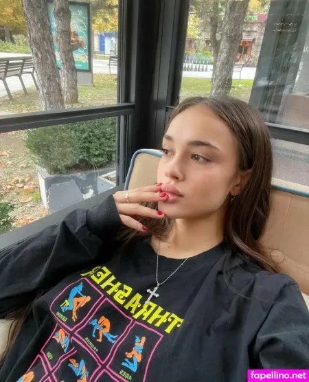 Violet Dreams69 OnlyFans Thumbnail #fZVZrOTu01