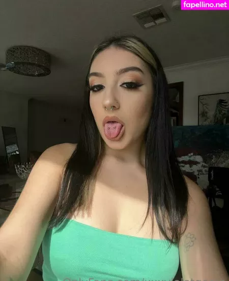 Violet Gems OnlyFans Thumbnail #HweuST3UQJ