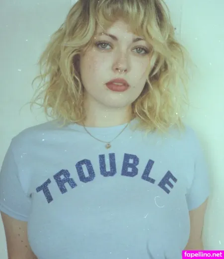 Violet Grohl OnlyFans Thumbnail #GDj9IazTYO