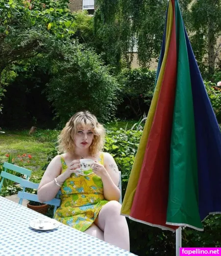 Violet Grohl OnlyFans Thumbnail #NtL30okHsj