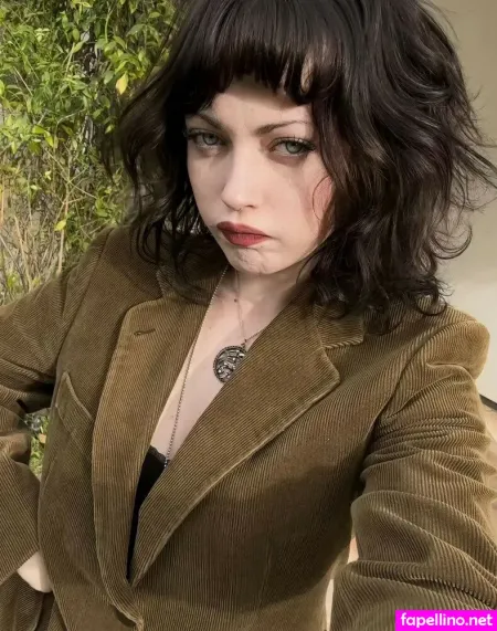 Violet Grohl OnlyFans Thumbnail #mJo5mj5pMD