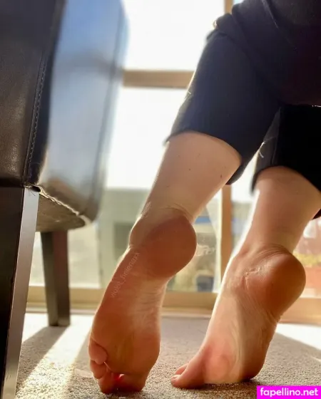 Violet Helenaxx OnlyFans Thumbnail #HvT6jbou6Z