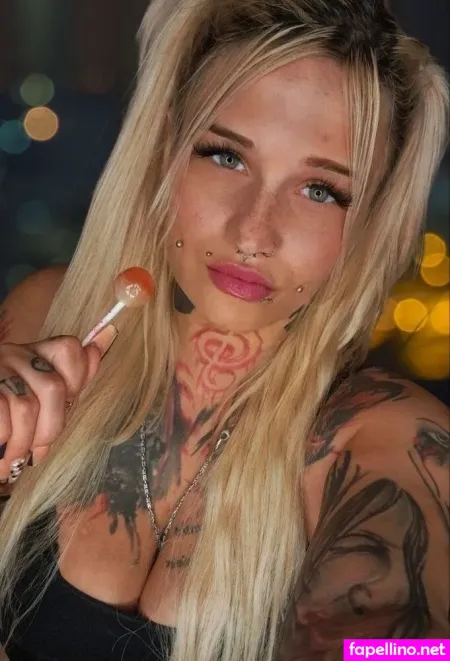 Violet Kush OnlyFans Thumbnail #0nccV2OrGw