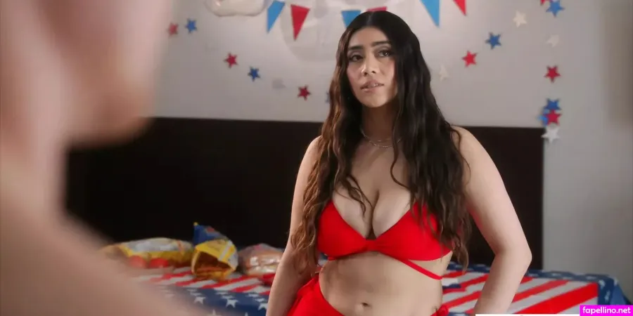 Violet Meyer Main Profile Photo