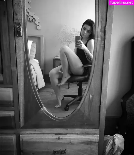 Violet Orlandi OnlyFans Thumbnail #A92Ugnycch