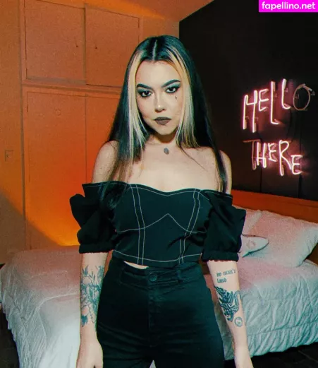 Violet Orlandi OnlyFans Thumbnail #Uou8sXpWPo