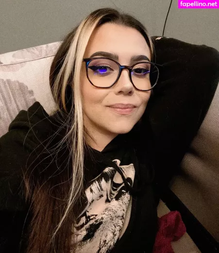 Violet Orlandi OnlyFans Thumbnail #vO2HJSYSW1