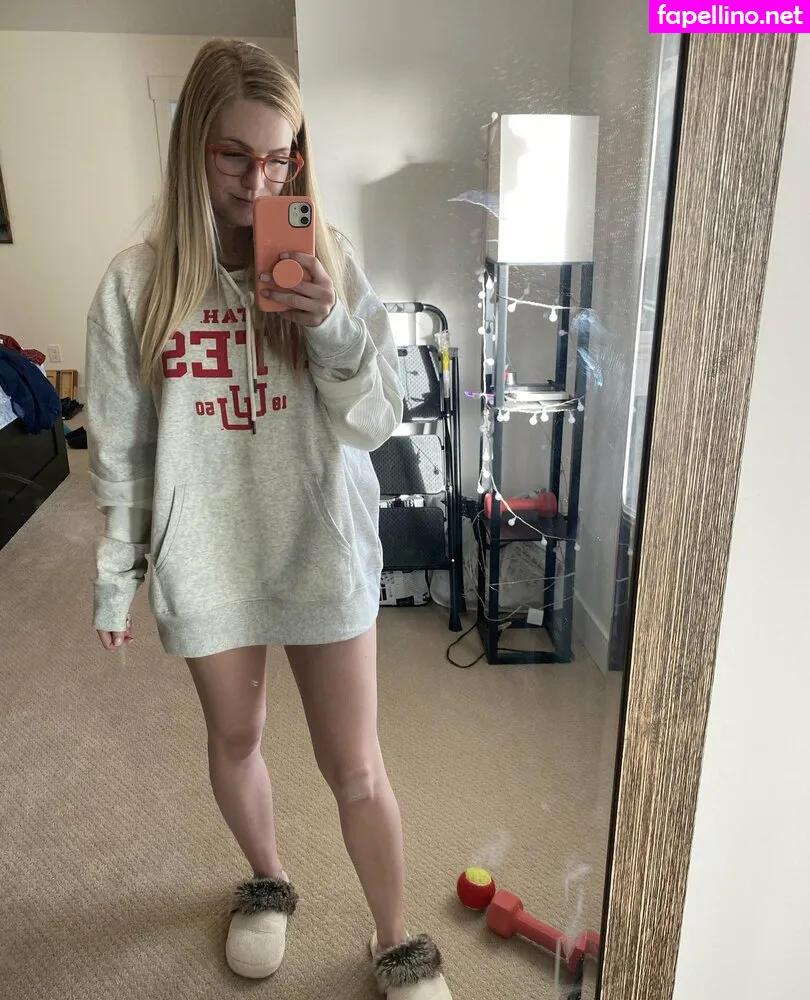 violet.walker66, violet.walker66_free Nude Leaked OnlyFans Photo #T7V6GOIOSP