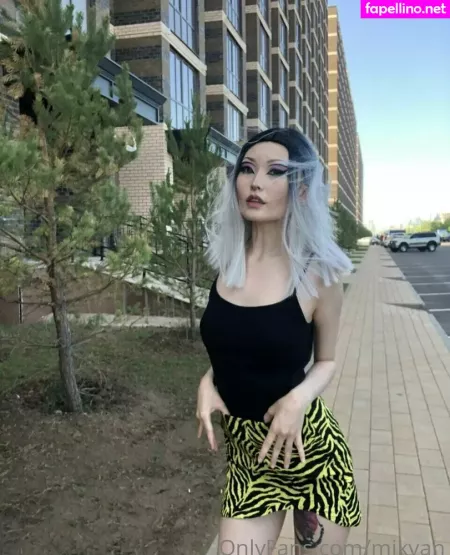 Violet Williams OnlyFans Thumbnail #1XBQQeFxUq