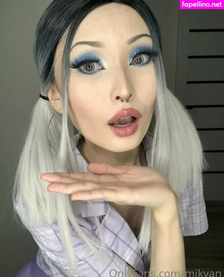 Violet Williams OnlyFans Thumbnail #FjKEDZXxy9