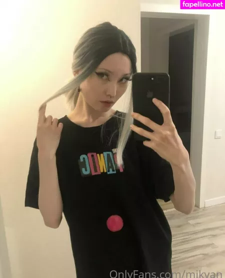 Violet Williams OnlyFans Thumbnail #kYynD20EP1