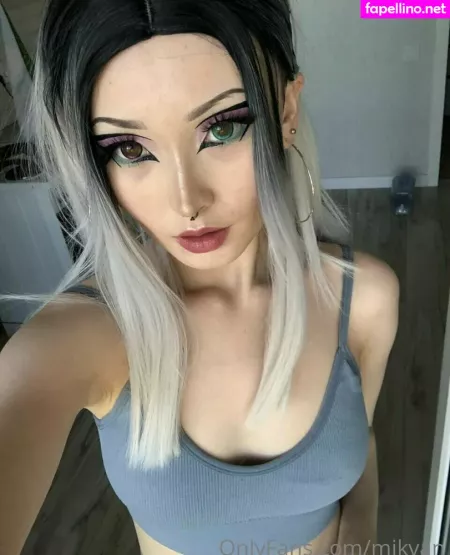 Violet Williams OnlyFans Thumbnail #zPIiH1N4tR