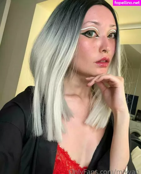 Violet Williams OnlyFans Thumbnail #zcqpYHB3OF