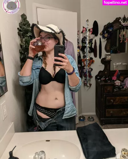 Violet613videos OnlyFans Thumbnail #MUG0cnsSjF