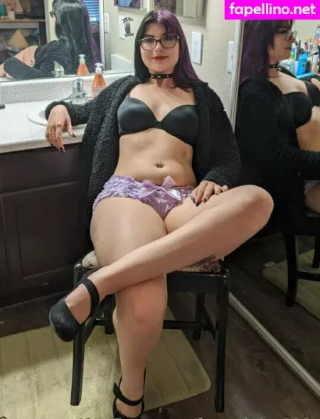 Violet613videos OnlyFans Thumbnail #REhGZlD9AM