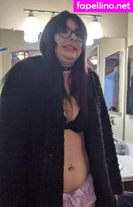 Violet613videos OnlyFans Thumbnail #nOzOf4rzzw