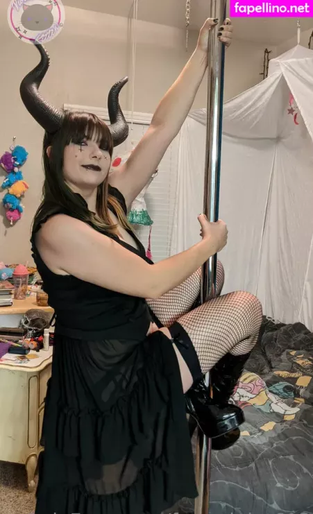Violet613videos OnlyFans Thumbnail #zEcKn4zQPW