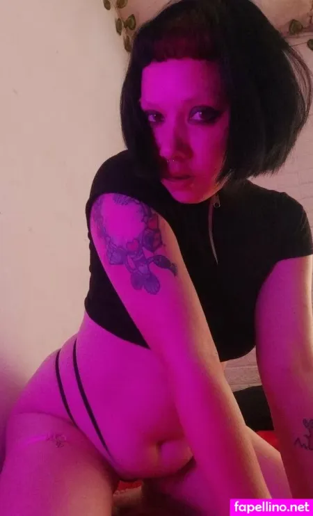 Violet666xfree OnlyFans Thumbnail #7spQUDCBOB