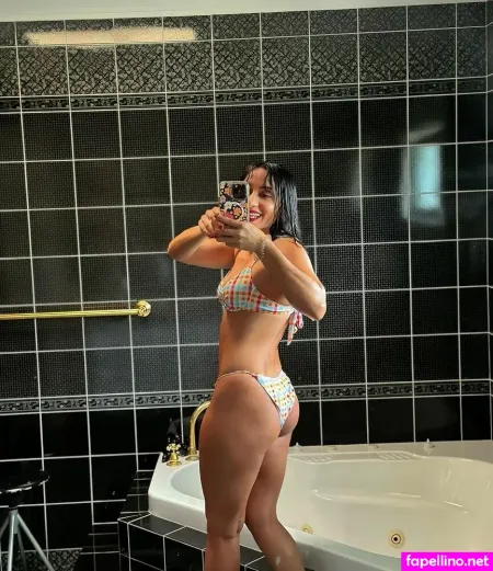 Violeta Nicoleta De Marco OnlyFans Thumbnail #lLUpu4Eynq