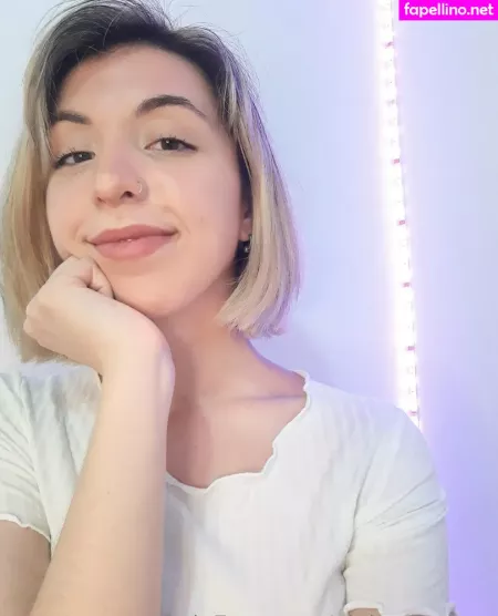 Violetaamane OnlyFans Thumbnail #5e2smSdeKP