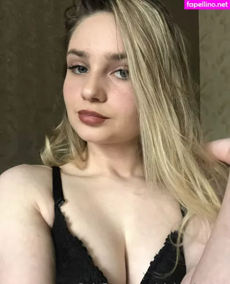 Violetcherryy OnlyFans Thumbnail #7t3gnXx6NY