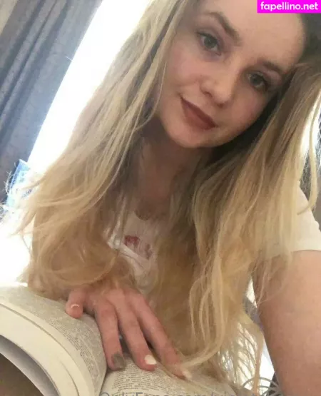Violetcherryy OnlyFans Thumbnail #mCz1h7G1Zi
