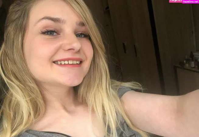 Violetcherryy OnlyFans Thumbnail #xtVaQpCW9O