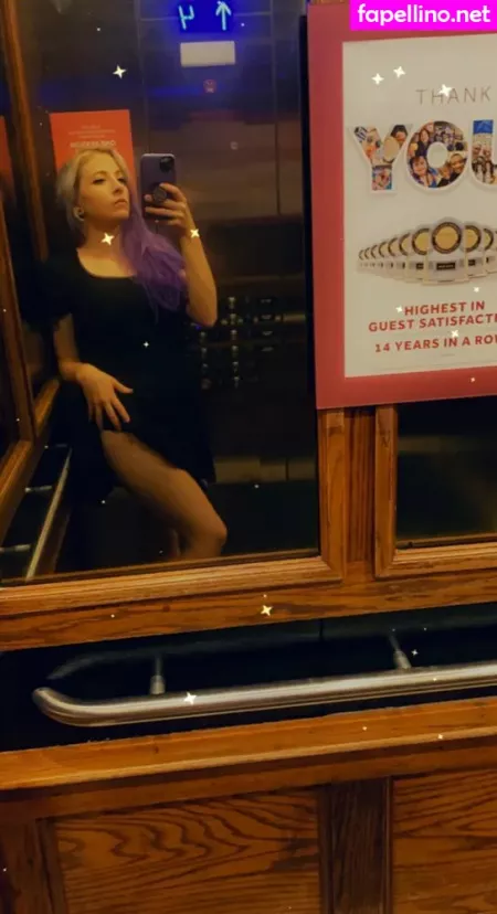 Violetcosmos OnlyFans Thumbnail #7qNf9I6cU2