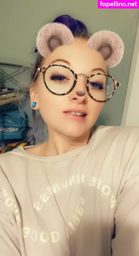 Violetcosmos OnlyFans Thumbnail #d6hm06zC1m