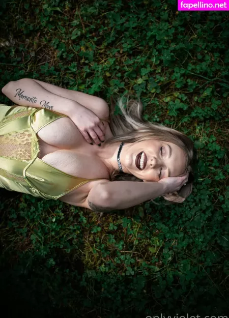 Violetcox OnlyFans Thumbnail #4sExsCvxcJ