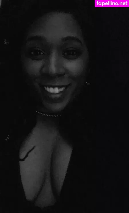 Violetdelux OnlyFans Thumbnail #Q6Jqqu9vRL