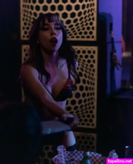Violetdivine OnlyFans Thumbnail #4sV1KpqoHG