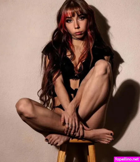 Violetdivine OnlyFans Thumbnail #jdu6TvHgzz