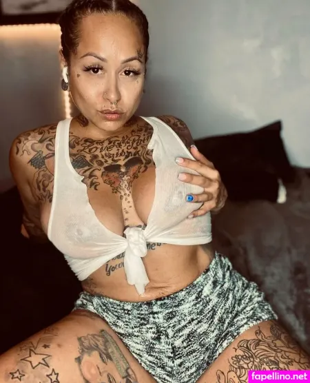 Violetflore124 OnlyFans Thumbnail #U7JkNePztz