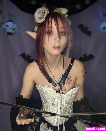 Violetfoxxxie OnlyFans Thumbnail #1U0DtIUomS