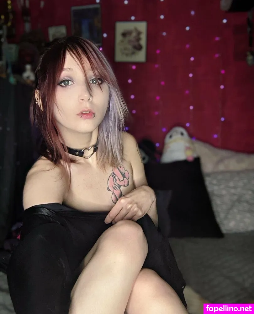jessikavioletfox, violetfoxxxie Nude Leaked OnlyFans Photo #26B74KwdQM