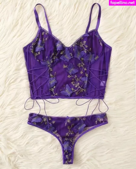 Violetindica420 OnlyFans Thumbnail #4ALMihesS7