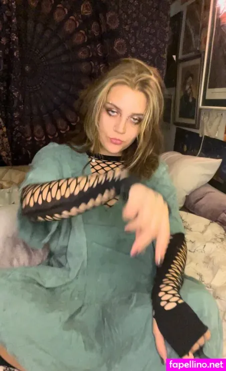 Violetlovings OnlyFans Thumbnail #NLdMIQ0Ktu