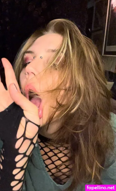 Violetlovings OnlyFans Thumbnail #mJKia9aThg