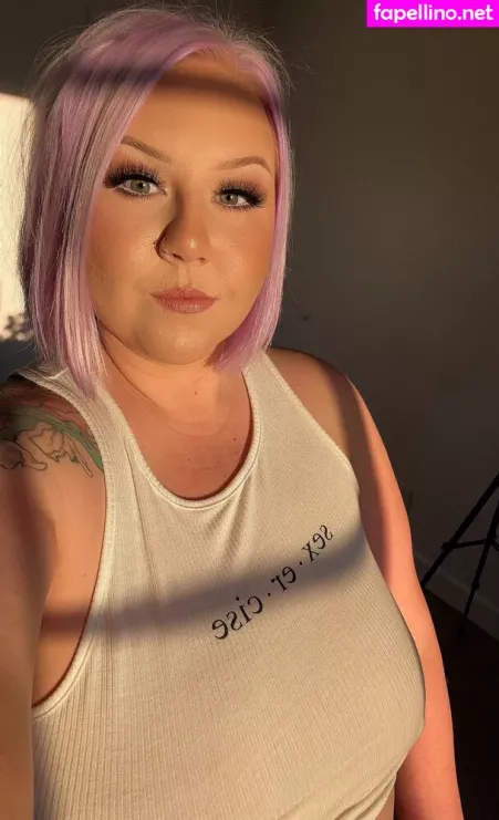 Violetmae48 OnlyFans Thumbnail #SjnNlaLU3i