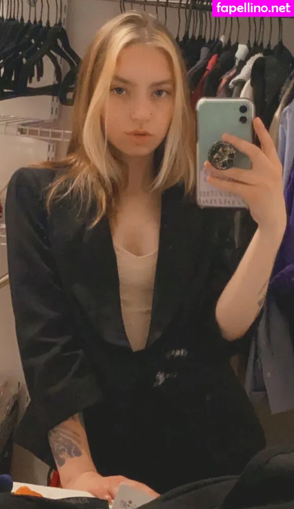 Aurelia, Caffeinatedbat, Ivana Moreau, Ivy Hayes, mme_de_la_lune, violets_cabaret Nude Leaked OnlyFans Photo #FTBBwCcwom